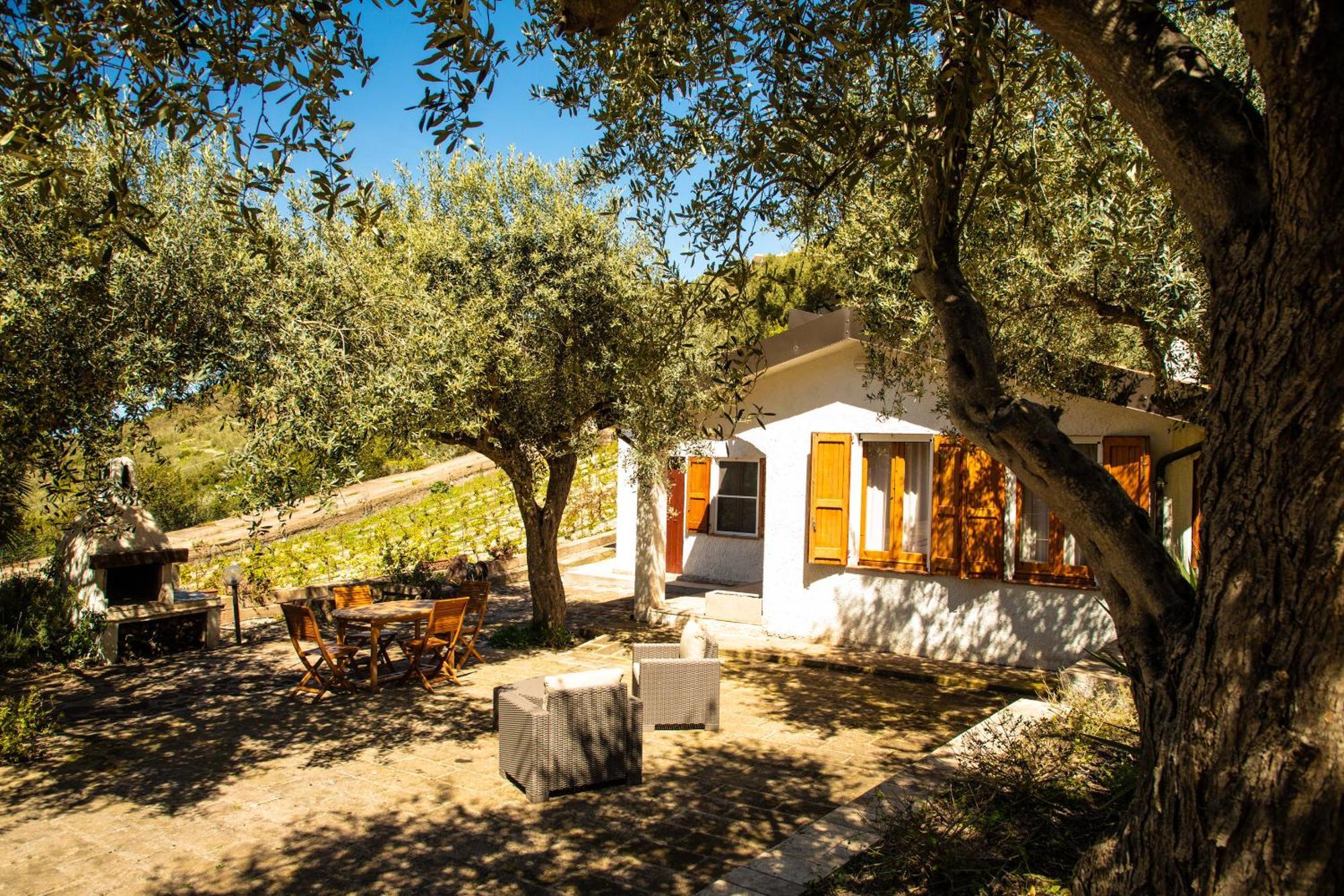 Welcomely - Badde Nuraghe Dimora Vista Mare Con Parcheggio Privato Magomadas Екстериор снимка